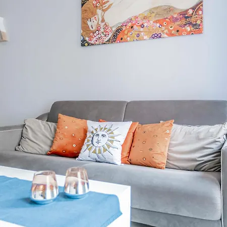 Riwiera Dla 2 Par I 2 Dzieci, 300 M Od Plazy アパート