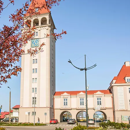 Riwiera Dla 2 Par I 2 Dzieci, 300 M Od Plazy アパート *