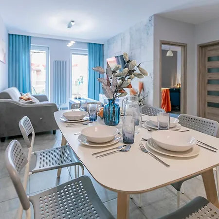 Riwiera Dla 2 Par I 2 Dzieci, 300 M Od Plazy