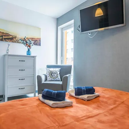 Riwiera Dla 2 Par I 2 Dzieci, 300 M Od Plazy *