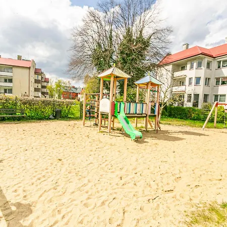 アパート Riwiera Dla 2 Par I 2 Dzieci, 300 M Od Plazy